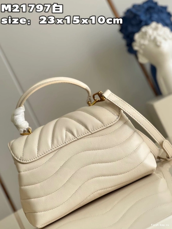 First bag ru HOLD VUITTON ME LOUIS 0801
